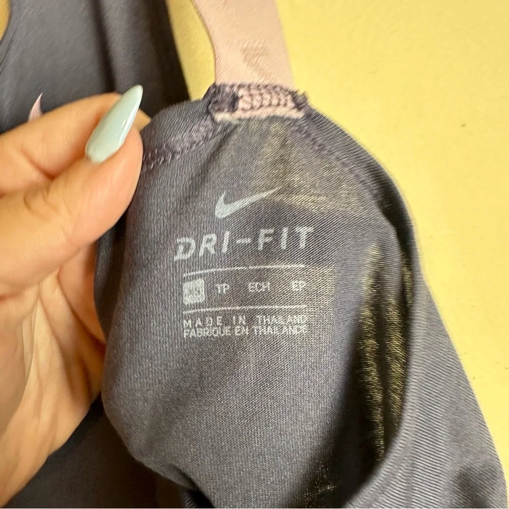 Nike Training Elastika Tank Top in Purple with Pink Accents Womens Size XS - Picture 10 of 16